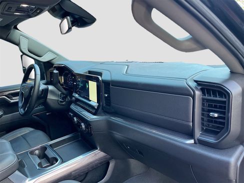 Used 2025 Chevrolet Silverado 2500 LTZ w/ Trail Boss Package image 31