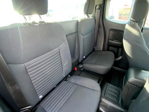 Used 2019 Ford Ranger XL image 18