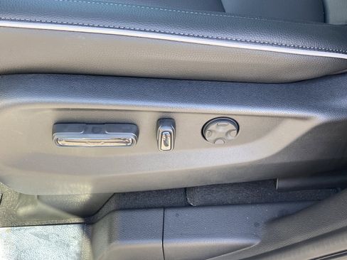 New 2026 Honda Odyssey Touring image 14