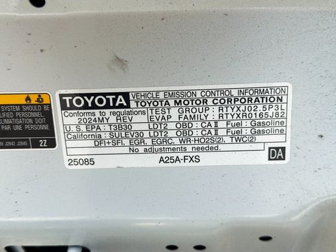 Used 2024 Toyota RAV4 XSE w/ Advanced Technology Package AWD/4WD image 18