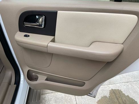 Used 2006 Ford Expedition Eddie Bauer image 38
