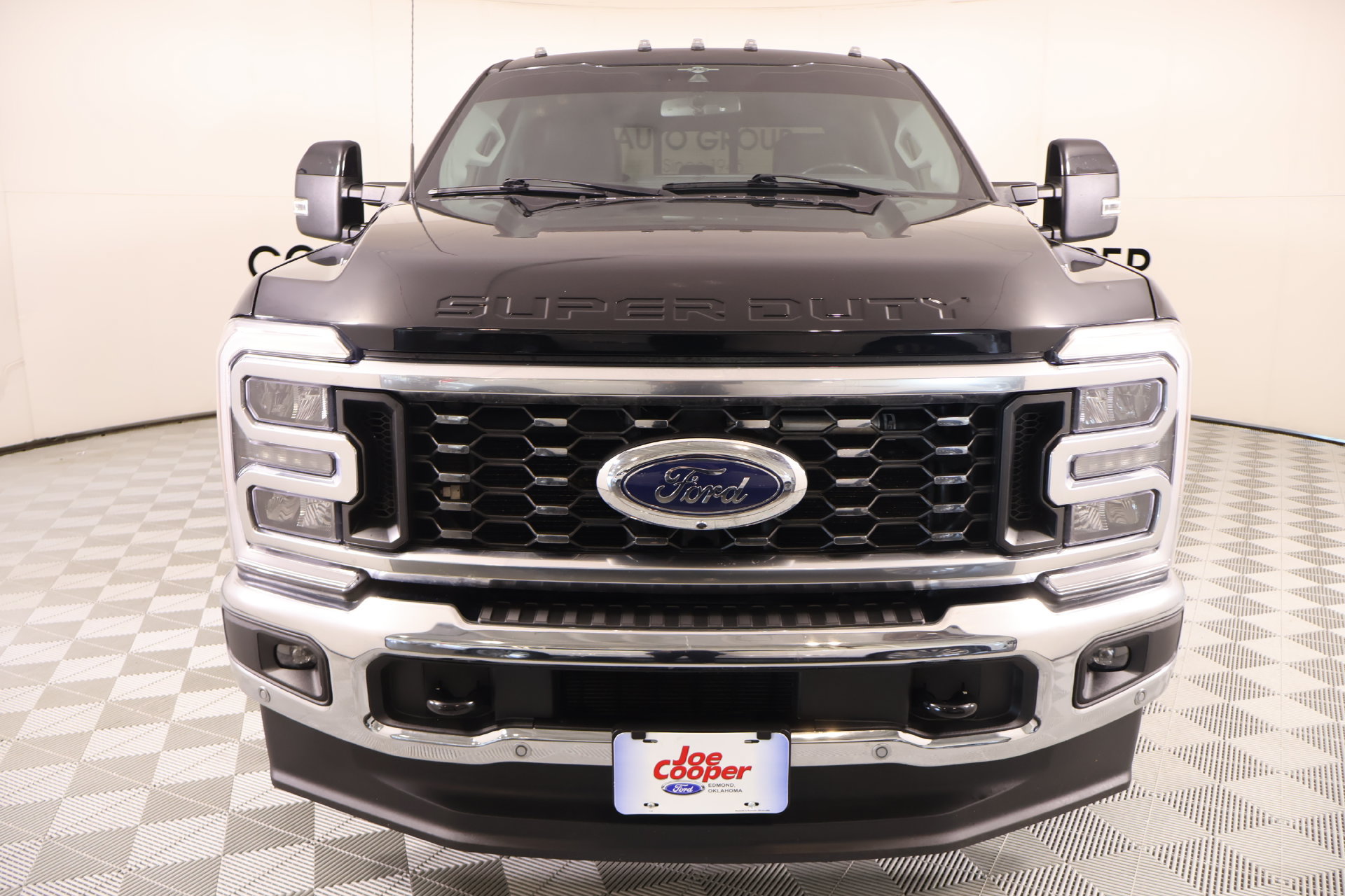 Used 2023 Ford F350 Lariat w/ Lariat Ultimate Package AWD/4WD image 10