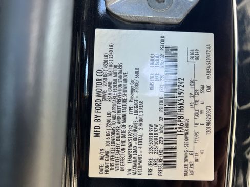 Used 2019 Ford Mustang Premium image 28