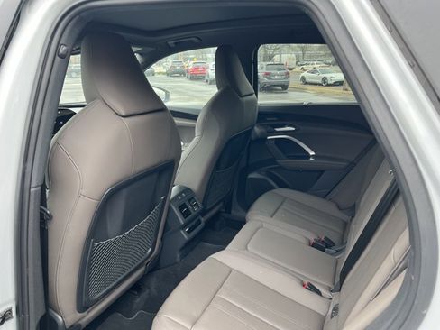 Used 2025 Audi Q5 Premium Plus w/ Premium Plus image 7
