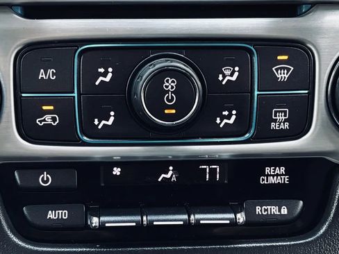 Used 2020 GMC Yukon SLE w/ SLE Value Package image 15