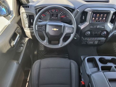 Used 2025 Chevrolet Silverado 1500 Custom image 25