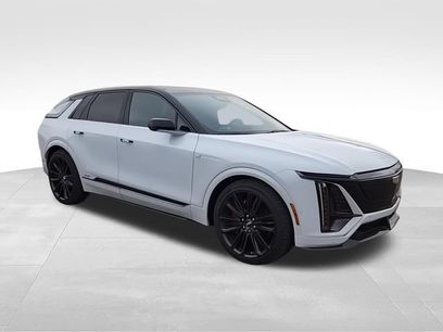 New 2026 Cadillac Lyriq V w/ Exterior Carbon Fiber Package