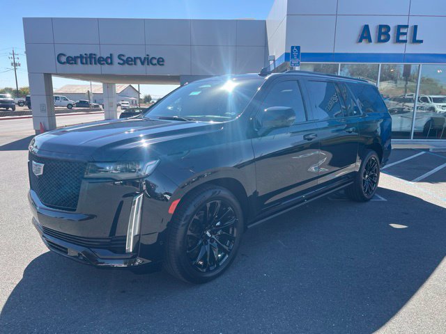 Used 2021 Cadillac Escalade ESV Sport w/ Driver Assist Tech Package AWD/4WD image 7