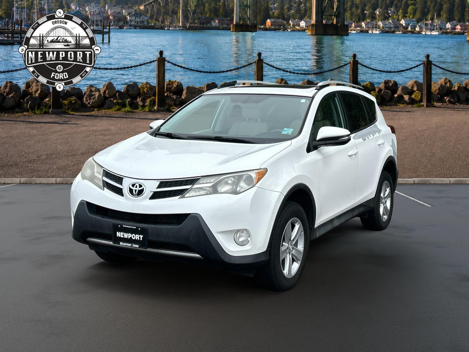 Used 2013 Toyota RAV4 XLE FWD image 4