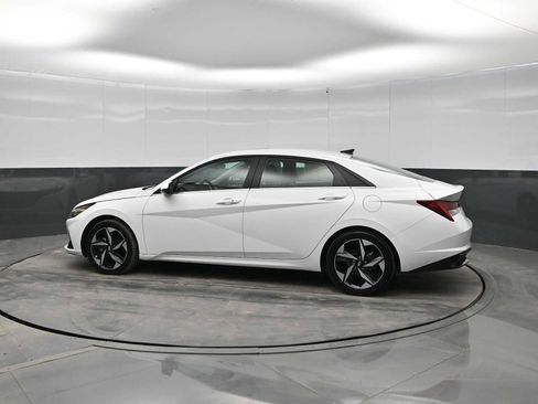 Used 2023 Hyundai Elantra Limited image 5