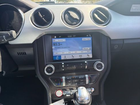 Used 2017 Ford Mustang Premium image 15