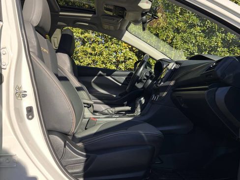 Used 2022 Subaru Crosstrek 2.5i Sport w/ Moonroof Package image 17