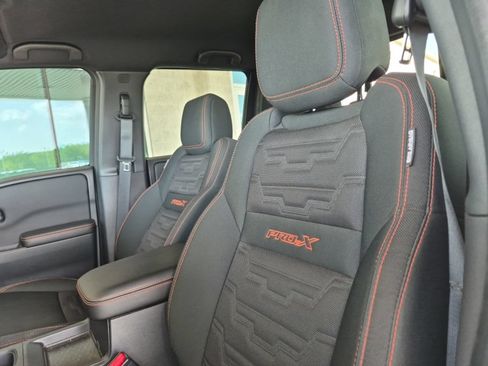 Used 2026 Nissan Frontier Pro-X w/ Tow Package RWD image 10