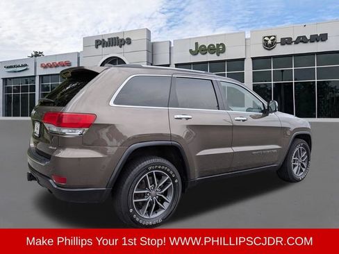 Certified 2019 Jeep Grand Cherokee Limited w/ Trailer Tow Group IV AWD/4WD image 3