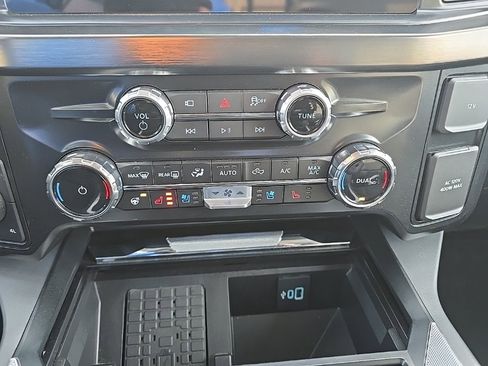 Used 2025 Ford F350 Lariat w/ Lariat Ultimate Package image 22