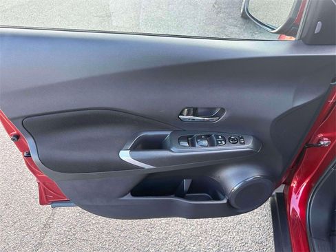 Certified 2023 Nissan Kicks SV image 15