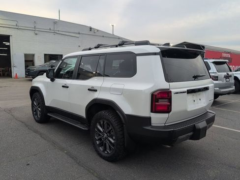 Certified 2024 Toyota Land Cruiser image 4