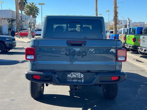 New 2026 Jeep Gladiator Sport AWD/4WD image 6