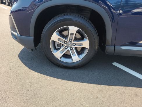 Used 2024 Honda Pilot EX-L image 10