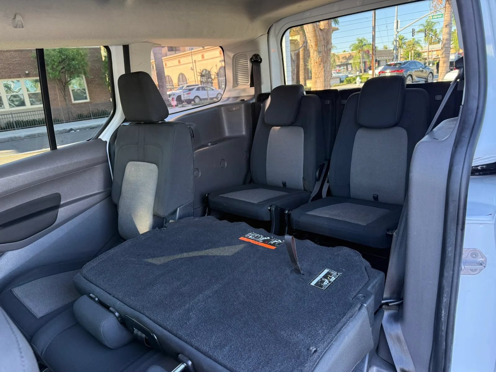 Used 2021 Ford Transit Connect XL FWD image 17