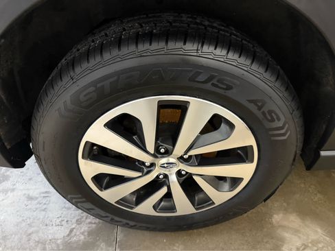 Used 2024 Subaru Outback Premium image 33