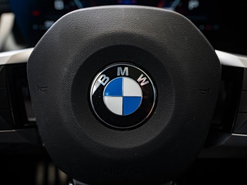 Used 2025 BMW X1 M35i image 26