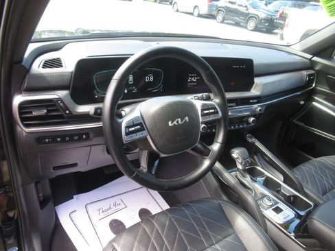 Used 2025 Kia Telluride EX X-Line AWD/4WD image 24