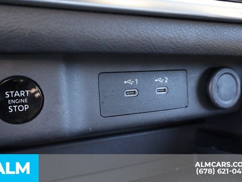 Used 2024 Nissan Rogue SV FWD image 33