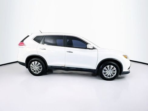 Used 2014 Nissan Rogue S image 11