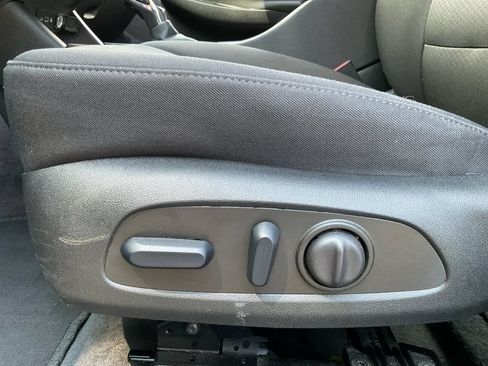 Used 2024 Chevrolet Malibu LT FWD image 33