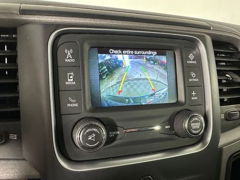Used 2017 RAM 1500 Express AWD/4WD image 15