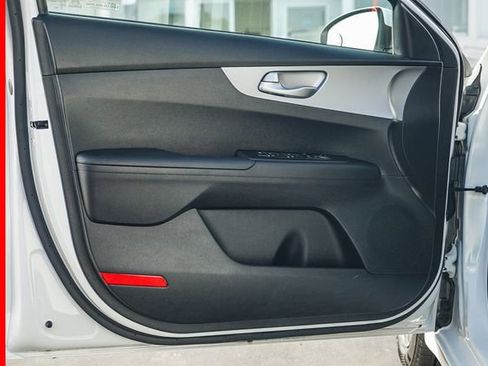 Certified 2023 Kia Forte LXS image 21