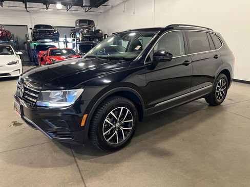 Used 2021 Volkswagen Tiguan SE FWD image 7