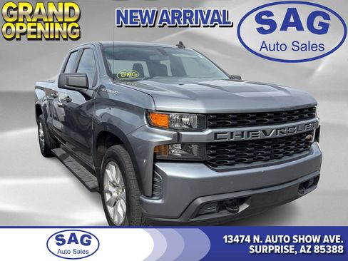 Used 2019 Chevrolet Silverado 1500 Custom w/ Custom Value Package image 1