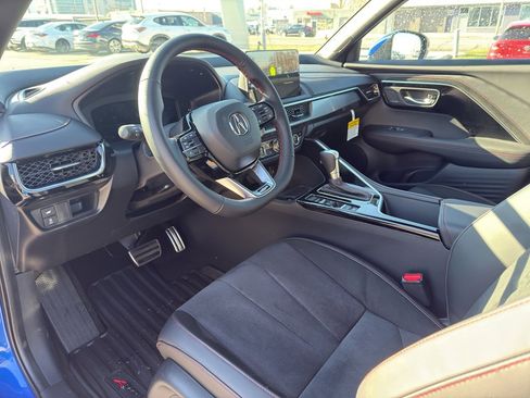 New 2025 Acura ADX A-Spec image 13