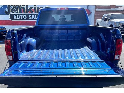 Used 2019 RAM 1500 Express w/ Wheel & Sound Group AWD/4WD image 30
