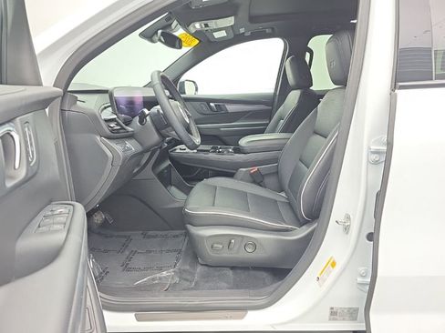 Certified 2025 Buick Enclave Sport Touring w/ Power Package image 14