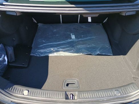 Used 2023 Mercedes-Benz E 350 4MATIC Sedan image 19