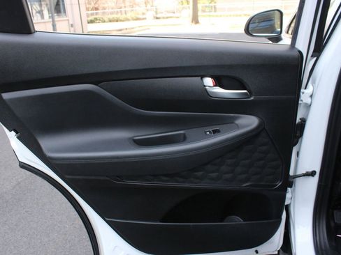 Used 2019 Hyundai Santa Fe SE image 19