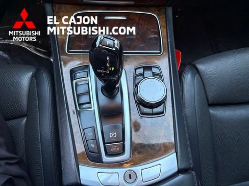 Used 2015 BMW 750Li w/ M Sport Edition RWD image 16