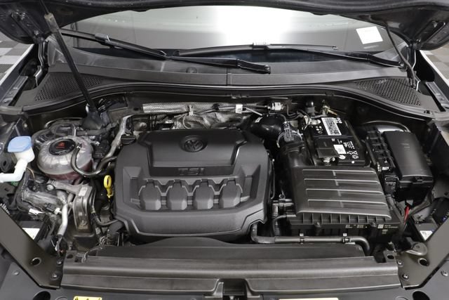 Used 2023 Volkswagen Tiguan SEL R-Line AWD/4WD image 24