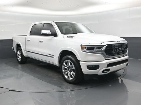Used 2023 RAM 1500 Limited w/ Body Color Bumper Group AWD/4WD image 1