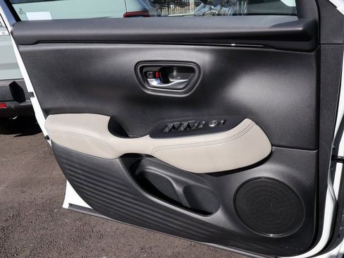 New 2026 Honda HR-V EX-L image 30