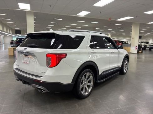 Used 2020 Ford Explorer Platinum w/ Premium Technology Package AWD/4WD image 8