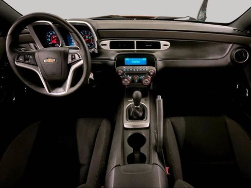 Used 2015 Chevrolet Camaro LS RWD image 15