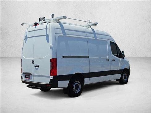 Used 2022 Mercedes-Benz Sprinter 2500 image 5