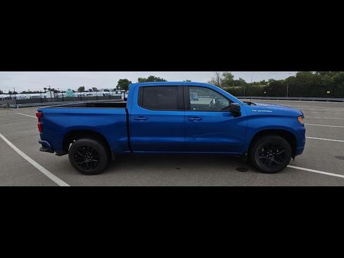 Used 2022 Chevrolet Silverado 1500 RST w/ Protection Package RWD image 9