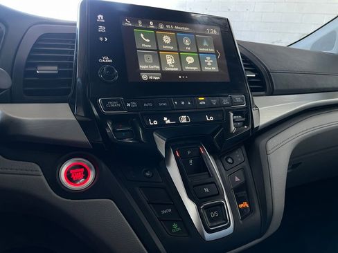 Used 2018 Honda Odyssey EX-L image 26