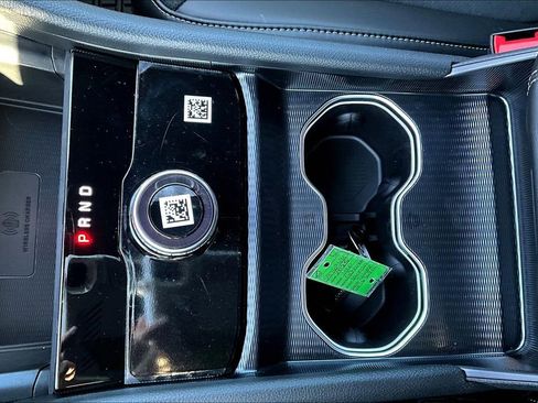 New 2025 Jeep Grand Cherokee Altitude image 29