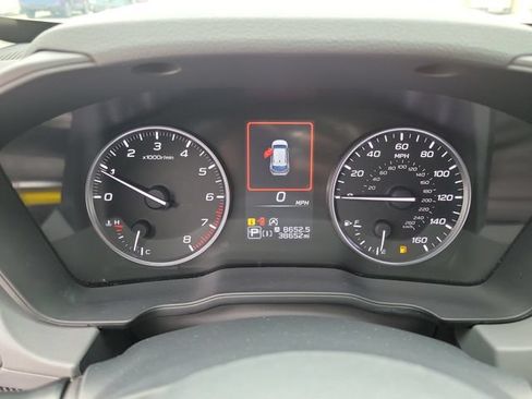 Used 2024 Subaru Crosstrek 2.0i Premium AWD/4WD image 7
